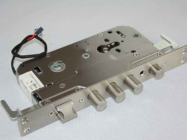 平利24小时上门开锁公司